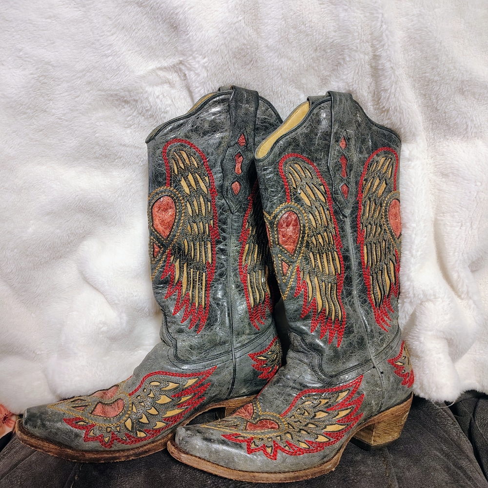 Winged Embroidered Cowboy Boots